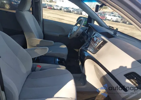 2013 Toyota Sienna Le V6 8 Passenger from USA, damaged, VIN 5TDKK3DC5DS331071